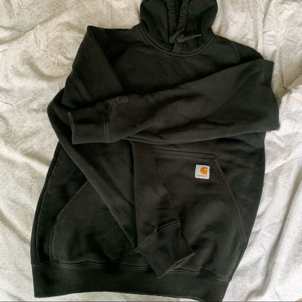 Carhartt black sweatshirt